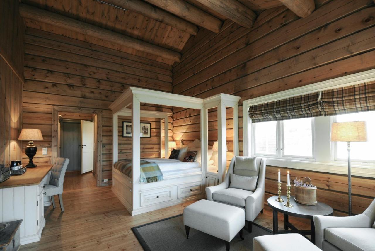 Storfjord Hotel Skodje Екстериор снимка
