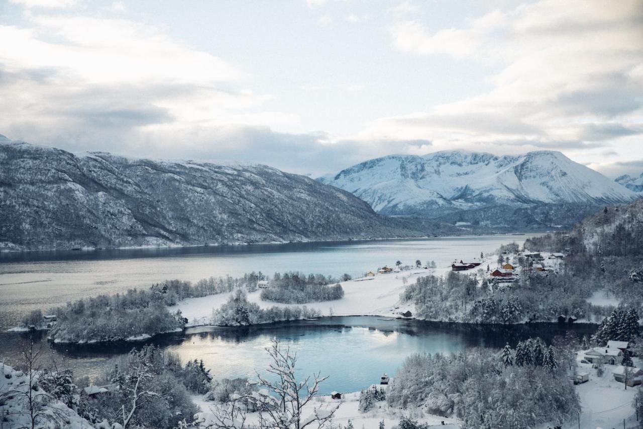 Storfjord Hotel Skodje Екстериор снимка