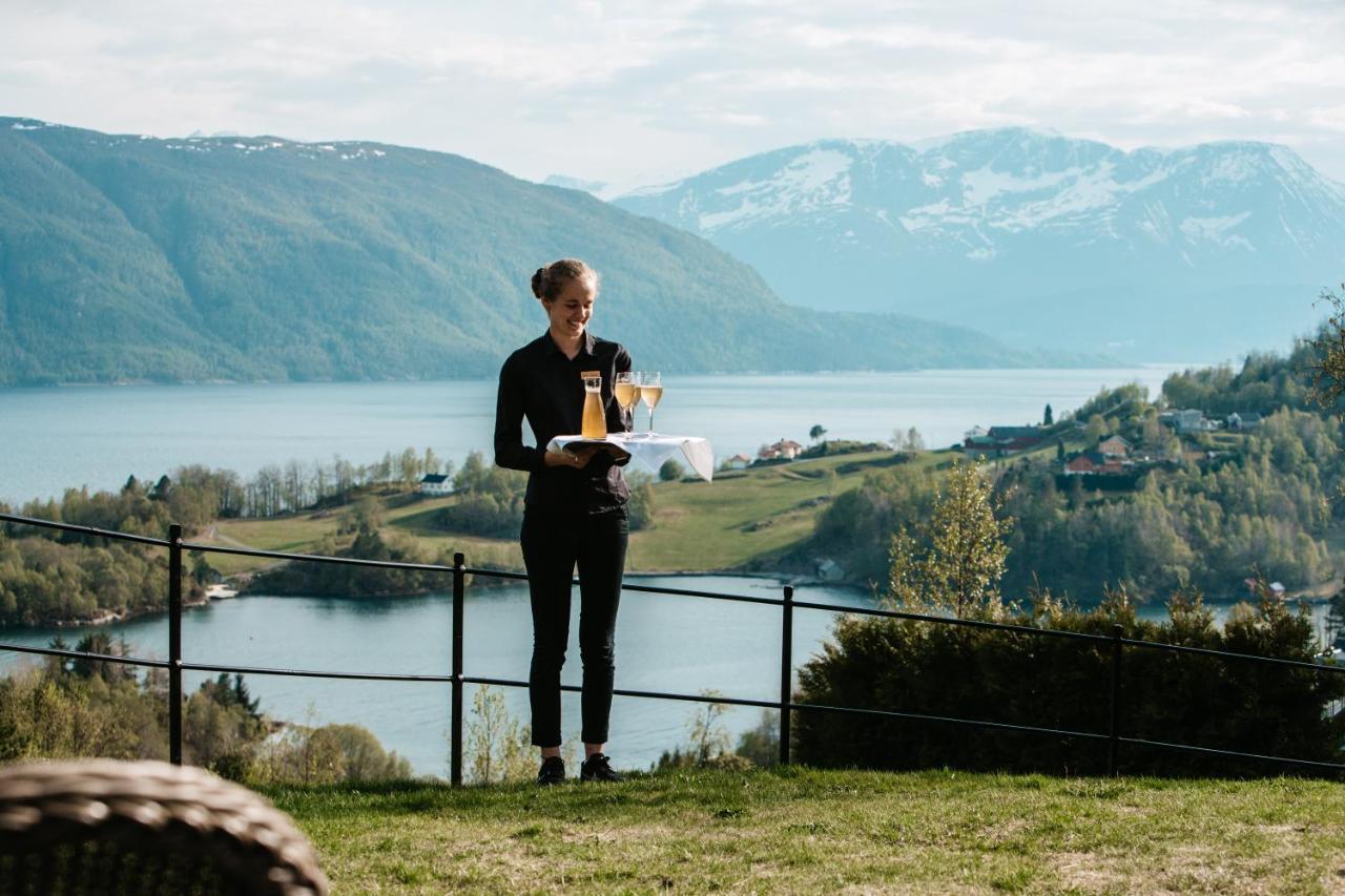 Storfjord Hotel Skodje Екстериор снимка