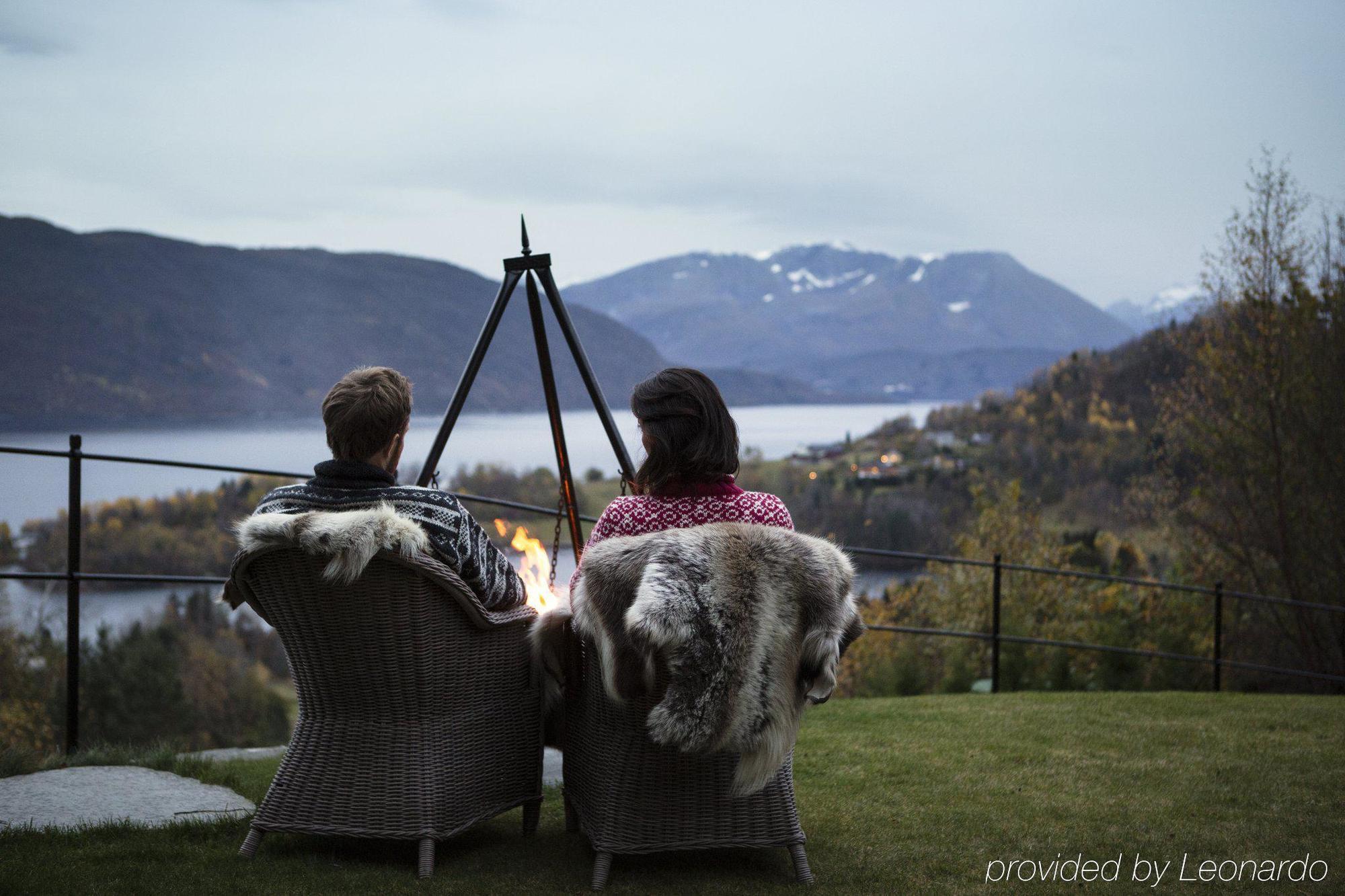 Storfjord Hotel Skodje Екстериор снимка