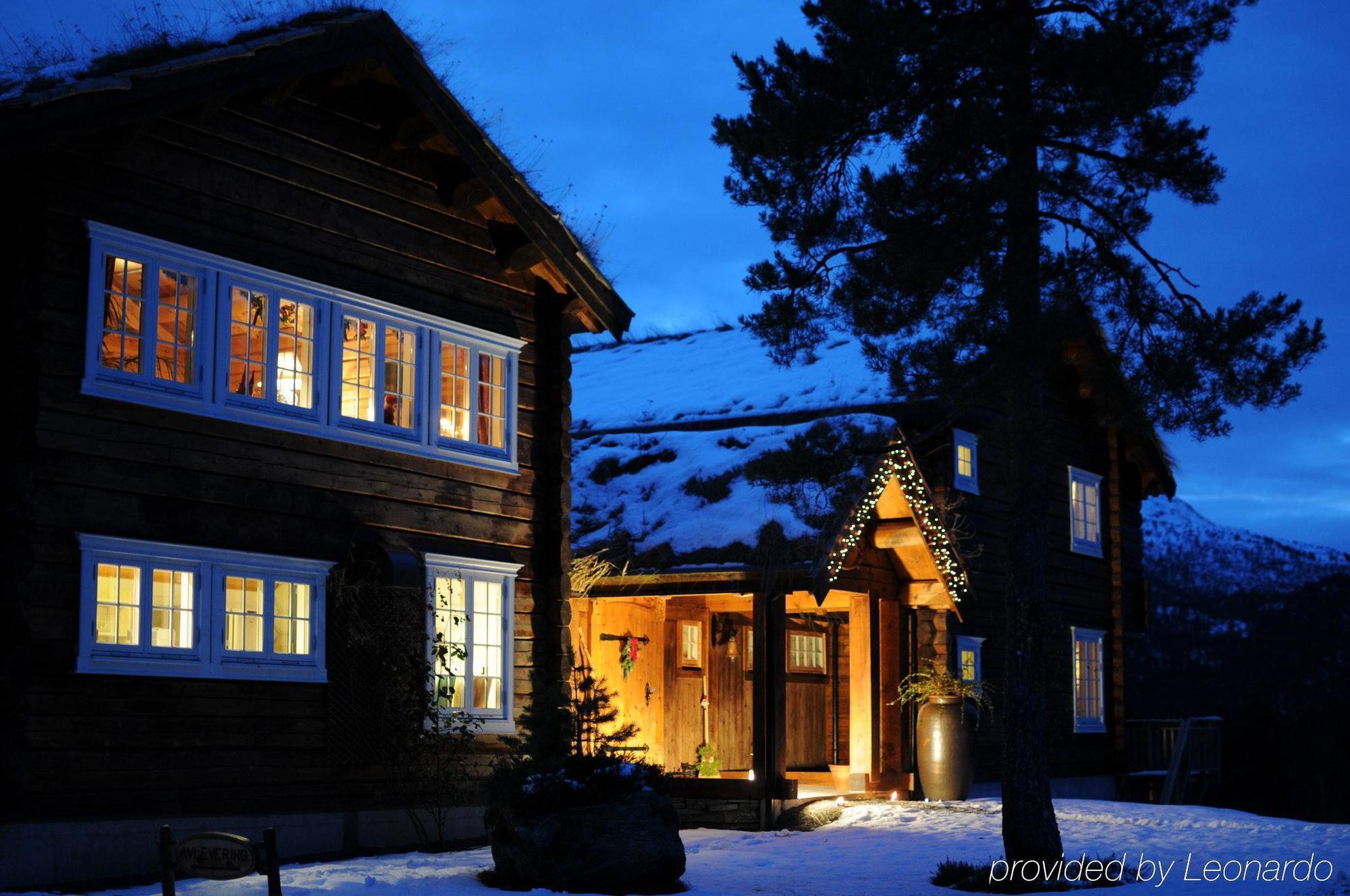 Storfjord Hotel Skodje Екстериор снимка